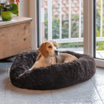 Suave cama de peluche para perros y gatos