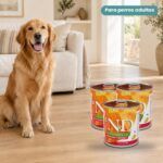 Perro junto a Farmina N&D Pumpkin Pollo, Calabaza y Granada Comida Húmeda para Perros