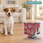 Perro junto a Farmina N&D Quinoa Digestion Cordero Comida Húmeda para Perros