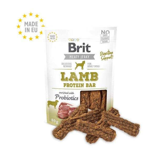 Bolsa de 80 g del snack Brit Jerky barrita de cordero para perros junto a las barritas de carne seca